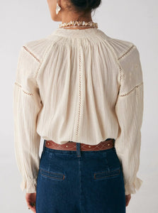 Maison Hotel Regine Blouse