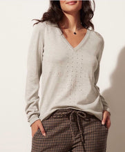 Load image into Gallery viewer, KILN knob hill v-neck sweater
