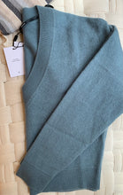 Load image into Gallery viewer, Naadam Cropped V Neck Mist
