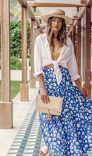 Load image into Gallery viewer, Cocobelle Oia Clutch

