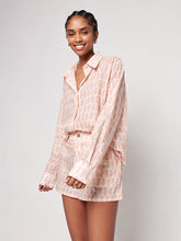 Load image into Gallery viewer, Faherty Brand Malibu Boyfriend Shirt
