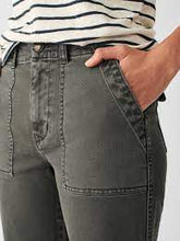 Load image into Gallery viewer, Faherty Brand Utility Pant
